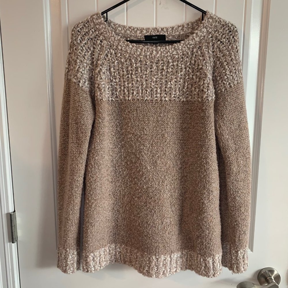 Fate Clairina Textured Knit Blush Pullover Sweater Small - Picture 2 of 7